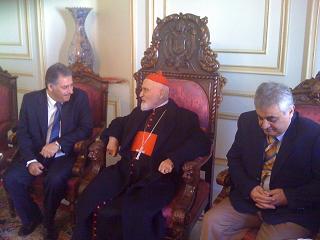 القائم باعمال ممثلية المنظمة يهنئ البطريرك الماروني بعيد الميلاد