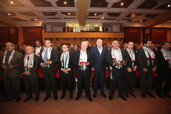 مهرجان حاشد في بيروت في الذكرى الـ46 لانطلاقة حركة فتح