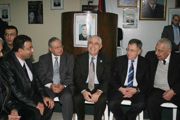 ممثلية المنظمة استقبلت المعزين بالمناضل ابو ماهر اليماني