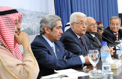 الرئيس خلال استقبال وفد كويتي: زيارة الأشقاء لفلسطين ليست تطبيعا مع الاحتلال