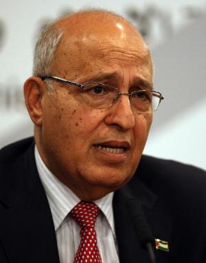 شعث: الحكومة القادمة تتوافق ومتطلبات اللجنة الرباعية