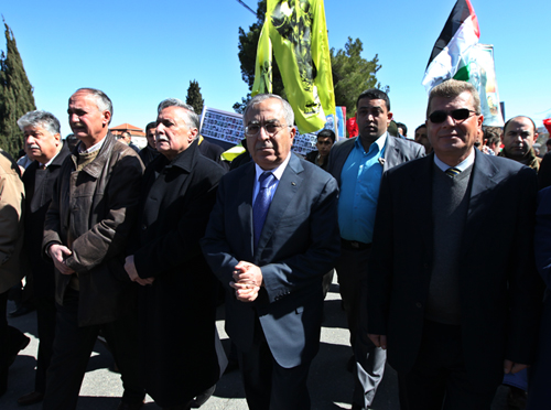 فياض يحمل إسرائيل المسؤولية عن حياة الأسير عدنان