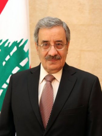 قرار لنحاس بتنظيم آلية منح إجازة العمل للأجراء الفلسطينيين