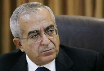 رئيس الوزراء يتفقد أعمال البناء في متحف ياسر عرفات وترميم الضريح