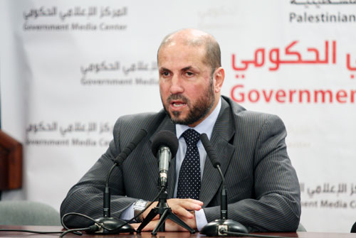 الهباش يدعو القرضاوي للتراجع عن تحريم زيارة القدس لغير الفلسطينيين