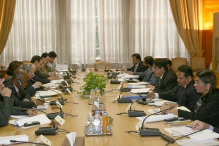 اجتماع عربي هندي يبحث وضع عملية السلام وتعزيز التعاون المشترك