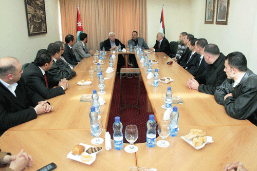 الأحمد لوفد أردني: الاحتلال يتخذ من الانقسام ذريعة لإنهاء عملية السلام