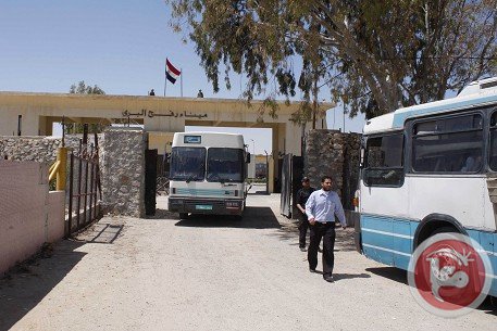 وصول قافلة البرلمان العربي إلى قطاع غزة