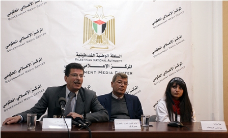 قراقع: إسرائيل قلقة جدا من حالة التمرد التي يقودها الأسرى في سجونها