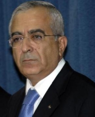 فياض يشدد على مساعي السلطة لإيجاد حل دائم لأزمة وقود غزة