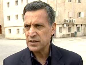 أبو ردينة يدحض الشائعات عن اجتماع استخباري بعمان لتشديد حصار غزة