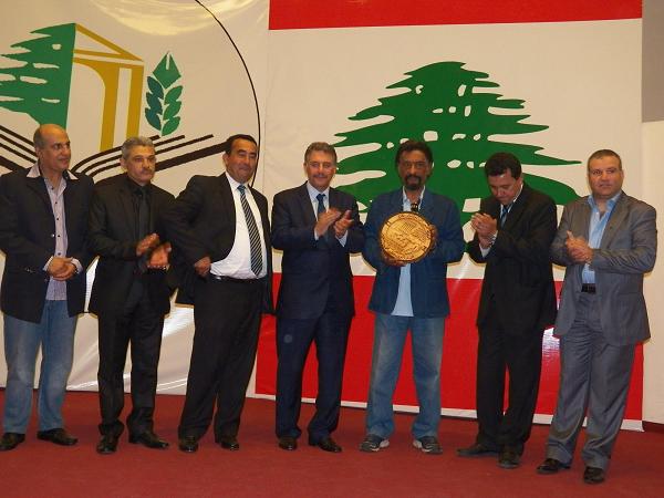 صور تكرم الفنان الفلسطيني العربي محمود سعيد