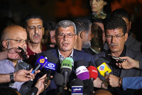 قراقع: إنهاء العزل الانفرادي خلال 72 ساعة من توقيع الاتفاق