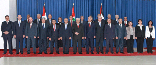 الحكومة الجديدة تؤدي اليمين القانونية أمام الرئيس