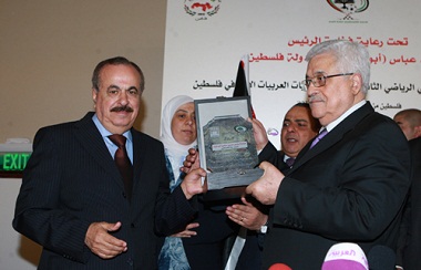 الرئيس: موافقون على بيان الحزب الاشتراكي الفرنسي حول الصراع الفلسطيني الإسرائيلي