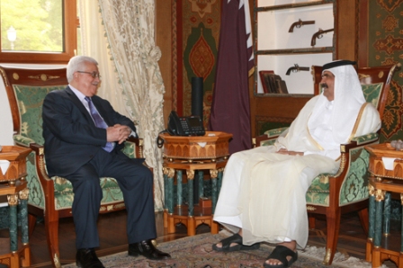 الرئيس يجتمع مع أمير دولة قطر