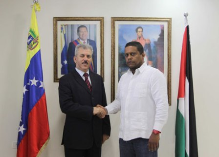 ممثل فنزويلا يجدد رفض بلاده للانتهاكات الإسرائيلية بحق شعبنا