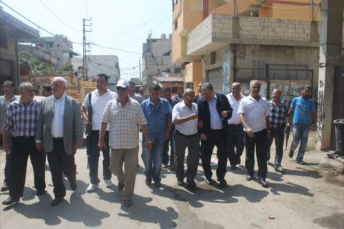 السفير اشرف دبور يجول في مخيم عين الحلوة ويلتقي القوى الإسلامية