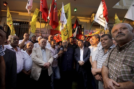 مخيمات شعبنا في لبنان تخرج بمسيرات حاشدة تأييدا ومبايعة للرئيس