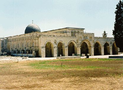 تحذير من دعوات إسرائيلية لاقتحام المسجد الأقصى غدا