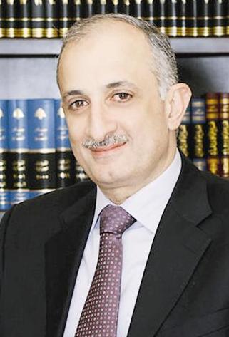 إعفاء الطلاب الفلسطينيين والسوريين من تسديد ثمن الكتب في المدارس الرسمية