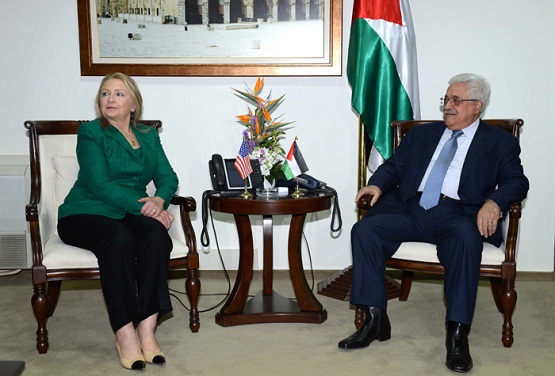 الرئيس يستقبل كلينتون ويبحث معها جهود وقف إطلاق النار بغزة