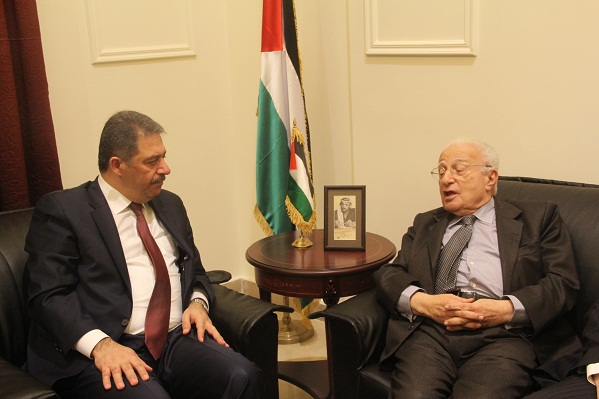 النقيب بعلبكي زار السفير دبور مهنئا بالدولة الفلسطينية