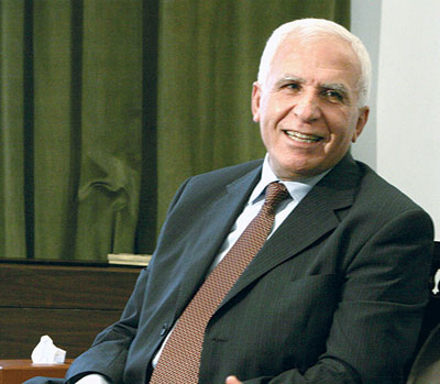 الأحمد يبحث مع شحاته ومشعل ملف المصالحة