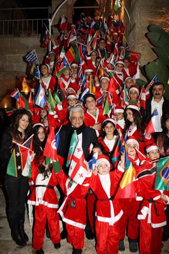 بحضور الرئيس: طائفة الروم الأرثوذكس تحتفل بعضوية فلسطين