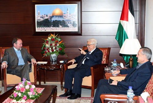 الرئيس يستقبل القنصل البريطاني العام