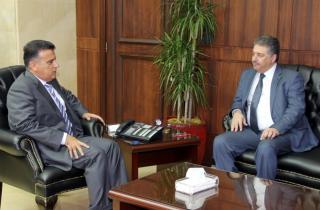 السفير دبور يبحث مع اللواء ابراهيم اوضاع النازحين الفلسطينيين