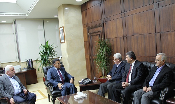 محيسن يبحث مع اللواء ابراهيم اوضاع اللاجئين الفلسطينيين