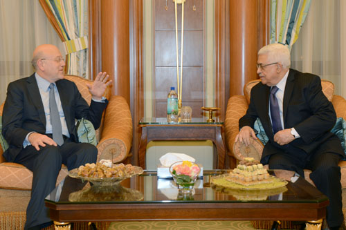 الرئيس يستقبل في الرياض رئيس الوزراء اللبناني