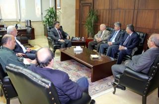 الاغا يبحث مع ابراهيم اوضاع النازحين الفلسطينيين من سوريا