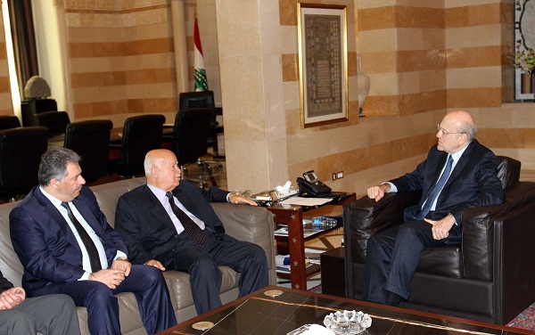 الاغا يبحث مع ميقاتي اوضاع اللاجئين الفلسطينيين في لبنان