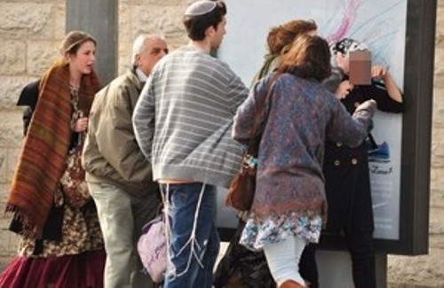 الطيبي: الاعتداء الجسدي على سيدة فلسطينية قمة العنصرية