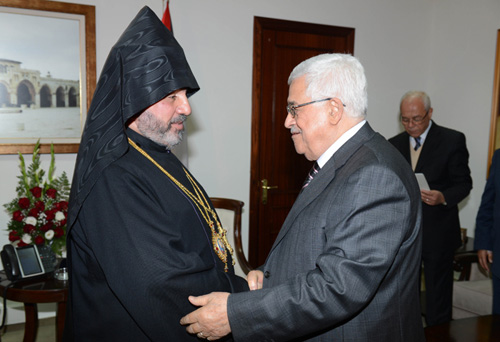 الرئيس يصادق على اعتماد البطريرك مانوجيان للطائفة الأرمنية