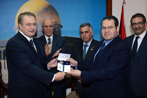 الجمعية الإمبراطورية الأرثوذكسية تمنح الخالدي وسام الأمير سيرجي