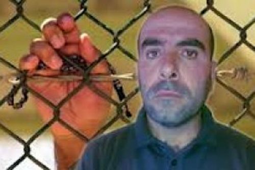 الأسير ناهض الأقرع يطالب باستعادة قدمه المبتورة ليدفنها