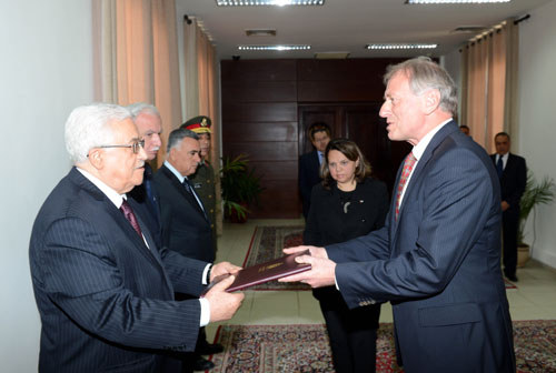 الرئيس يتقبل أوراق اعتماد السفير السويسري