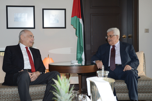 الرئيس يستقبل وزير الخارجية المصري في اسطنبول