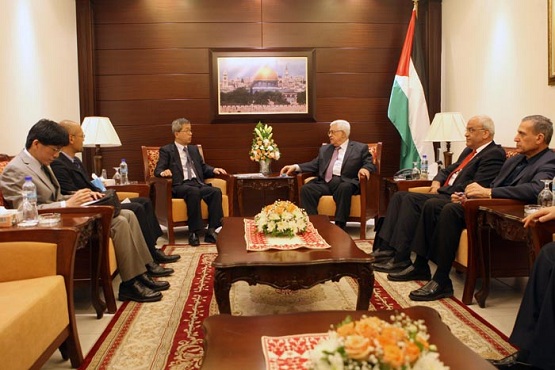 الرئيس يستقبل المبعوث الياباني لعملية السلام