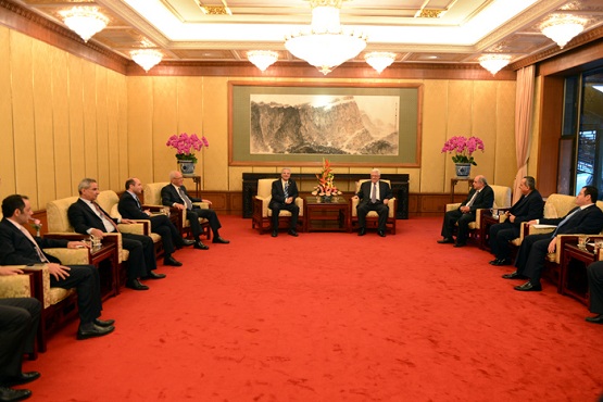 الرئيس يستقبل الجالية الفلسطينية في الصين