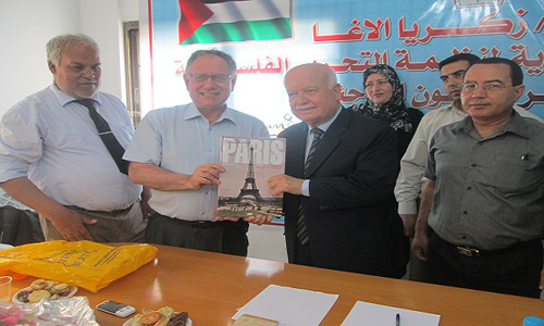 الاغا يؤكد لوفد فرنسي حق اللاجئين الفلسطينيين في العودة إلى ديارهم