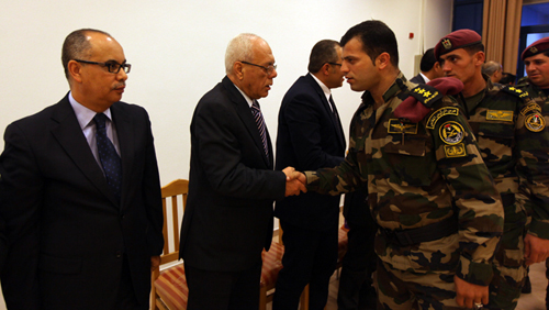 عبد الرحيم يتقبل واجب العزاء بوفاة المناضل صبح المصري