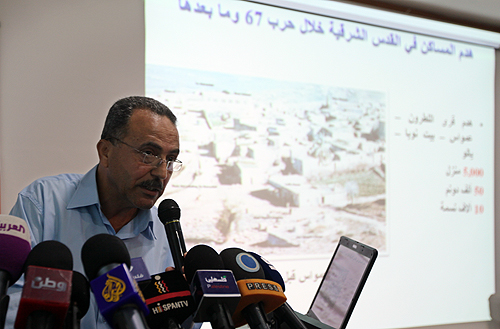 العملة: 2012 عام 