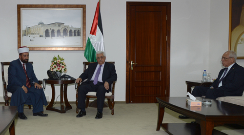 الرئيس يستقبل وزير الأوقاف الأسبق