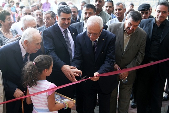 عبد الرحيم يفتتح حرش حديقة ردانة بمدينة رام الله