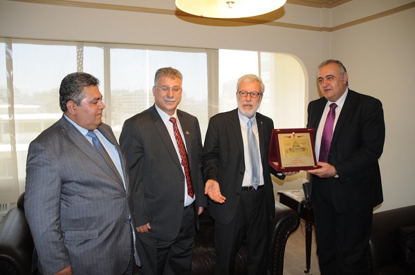 الوزير ابو عيشة يلتقي وزير الثقافة اللبناني