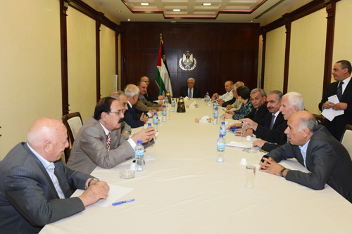 الرئيس يترأس اجتماعا للجنة السياسية